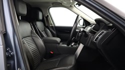 2023 (23) LAND ROVER COMMERCIAL DISCOVERY 3.0 D300 SE Commercial Auto 5187071