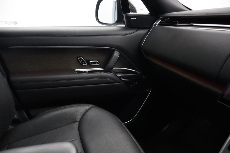 2023 (23) LAND ROVER RANGE ROVER 3.0 D350 SE 4dr Auto 5221712