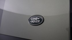 2022 (22) LAND ROVER DEFENDER 3.0 D250 HSE 90 3dr Auto 5205840