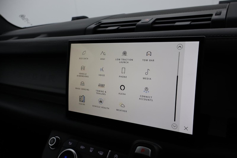 2022 (22) LAND ROVER DEFENDER 3.0 D250 HSE 90 3dr Auto 5205880