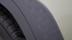 2022 (22) LAND ROVER DEFENDER 3.0 D250 HSE 90 3dr Auto 5205891