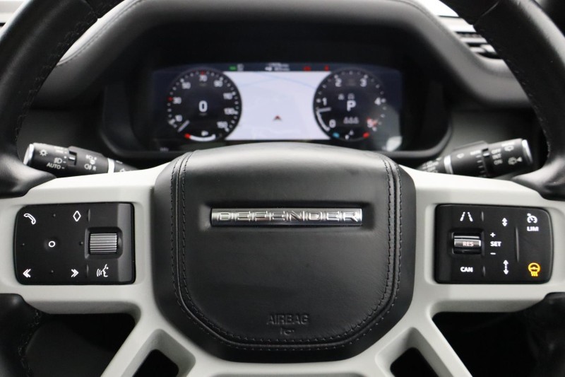 2022 (22) LAND ROVER DEFENDER 3.0 D250 HSE 90 3dr Auto 5205875