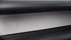 2022 (22) LAND ROVER DEFENDER 3.0 D250 HSE 90 3dr Auto 5205837