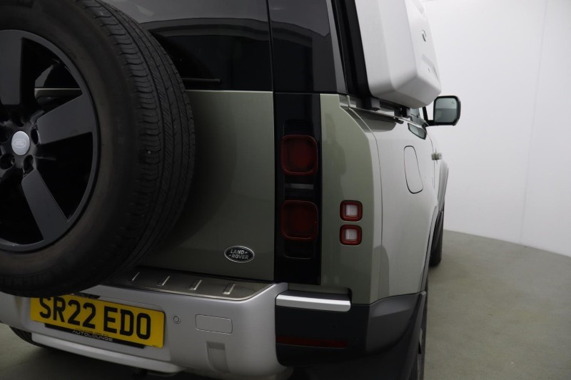 2022 (22) LAND ROVER DEFENDER 3.0 D250 HSE 90 3dr Auto 5205820