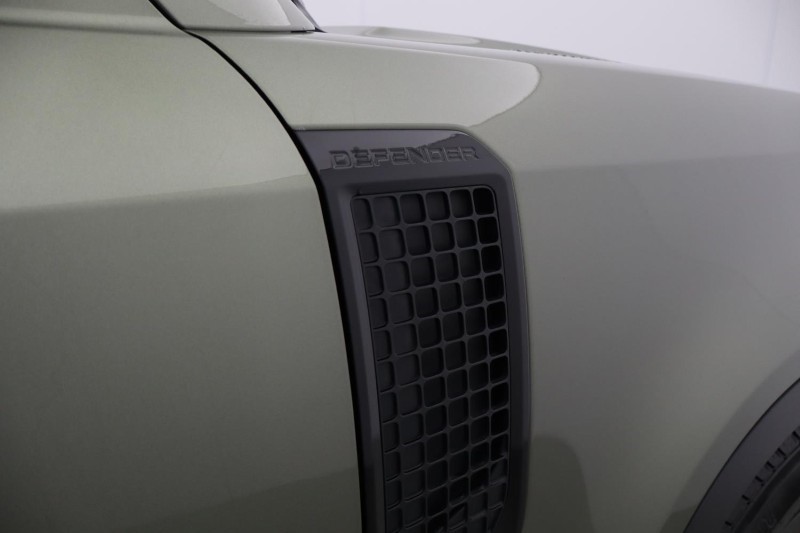 2022 (22) LAND ROVER DEFENDER 3.0 D250 HSE 90 3dr Auto 5205844