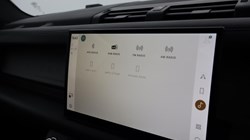 2022 (22) LAND ROVER DEFENDER 3.0 D250 HSE 90 3dr Auto 5205869