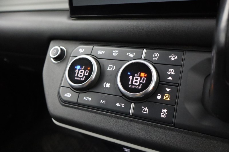 2022 (22) LAND ROVER COMMERCIAL DEFENDER 3.0 D300 Hard Top HSE Auto [3 Seat] 5211498