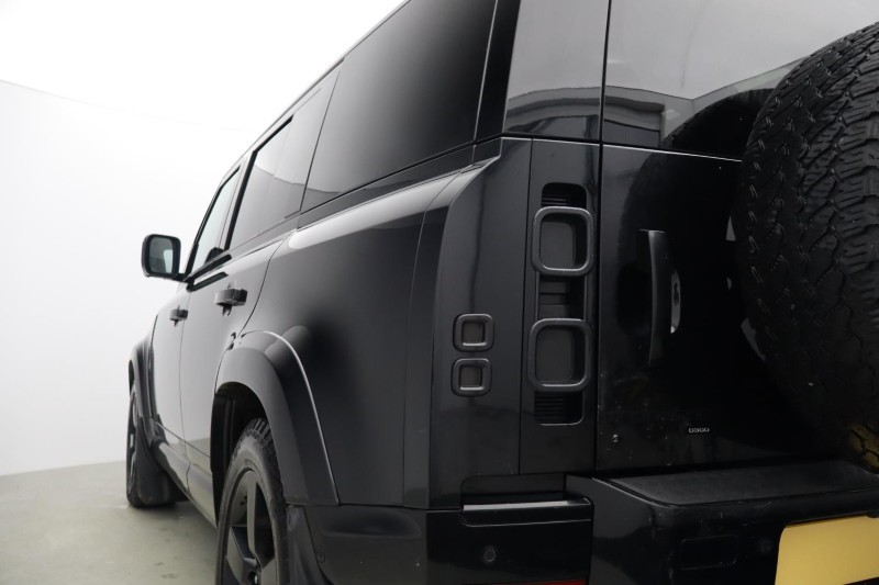 2022 (22) LAND ROVER COMMERCIAL DEFENDER 3.0 D300 Hard Top HSE Auto [3 Seat] 5211526