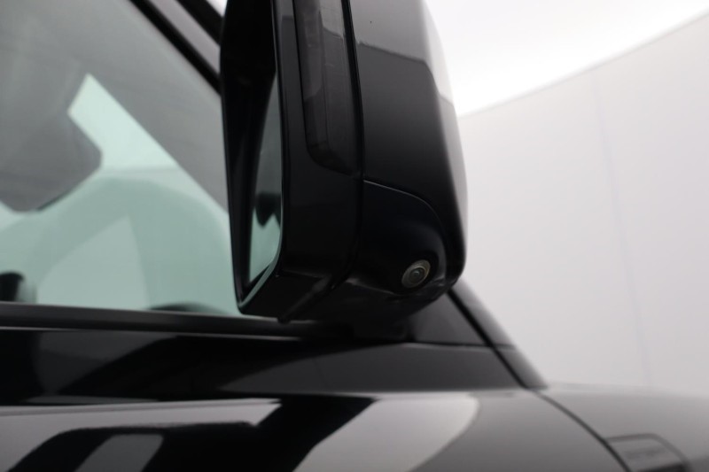 2022 (22) LAND ROVER COMMERCIAL DEFENDER 3.0 D300 Hard Top HSE Auto [3 Seat] 5211546