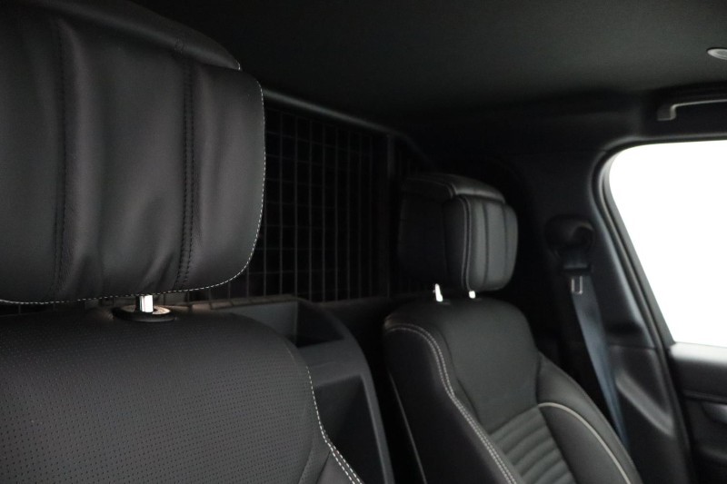 2024 (24) LAND ROVER COMMERCIAL DISCOVERY 3.0 D300 Dynamic HSE Commercial Auto 5234640