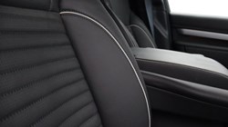 2024 (24) LAND ROVER COMMERCIAL DISCOVERY 3.0 D300 Dynamic HSE Commercial Auto 5234642