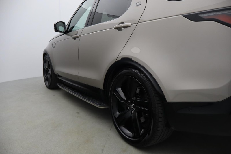 2022 (22) LAND ROVER DISCOVERY 3.0 D300 R-Dynamic HSE 5dr Auto 5202629