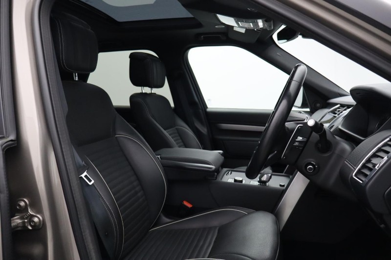 2022 (22) LAND ROVER DISCOVERY 3.0 D300 R-Dynamic HSE 5dr Auto 5202644