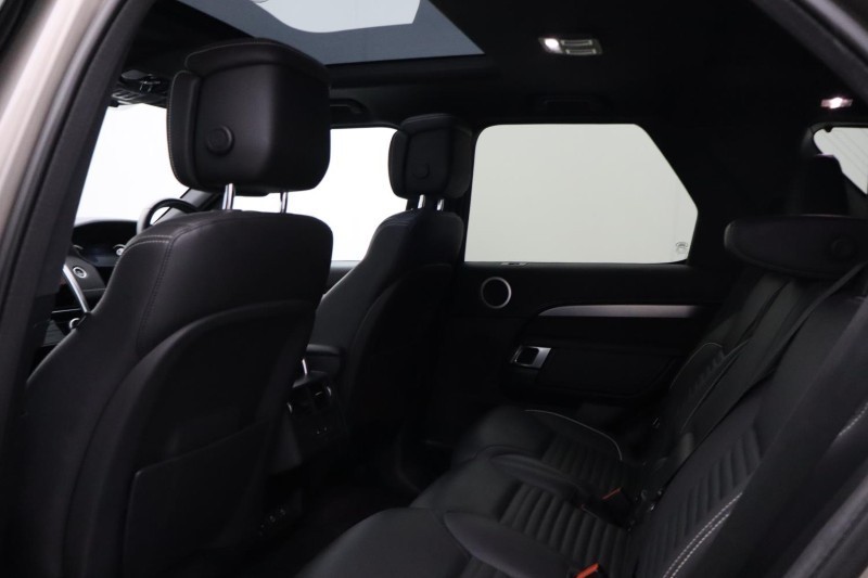 2022 (22) LAND ROVER DISCOVERY 3.0 D300 R-Dynamic HSE 5dr Auto 5202630