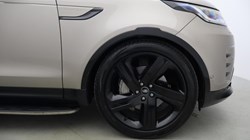 2022 (22) LAND ROVER DISCOVERY 3.0 D300 R-Dynamic HSE 5dr Auto 5202639