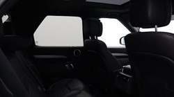 2022 (22) LAND ROVER DISCOVERY 3.0 D300 R-Dynamic HSE 5dr Auto 5202651