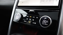 2022 (22) LAND ROVER DISCOVERY 3.0 D300 R-Dynamic HSE 5dr Auto 5202662