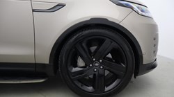 2022 (22) LAND ROVER DISCOVERY 3.0 D300 R-Dynamic HSE 5dr Auto 5202640