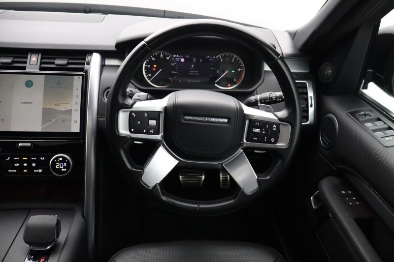 2022 (22) LAND ROVER DISCOVERY 3.0 D300 R-Dynamic HSE 5dr Auto 5202658