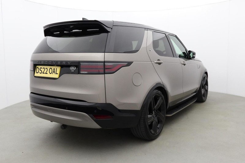 2022 (22) LAND ROVER DISCOVERY 3.0 D300 R-Dynamic HSE 5dr Auto 5203704