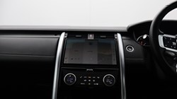 2022 (22) LAND ROVER DISCOVERY 3.0 D300 R-Dynamic HSE 5dr Auto 5202655