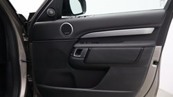 2022 (22) LAND ROVER DISCOVERY 3.0 D300 R-Dynamic HSE 5dr Auto 5202642