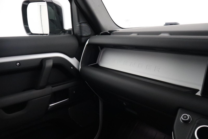 2024 (24) LAND ROVER COMMERCIAL DEFENDER 3.0 D250 Hard Top Auto 5234133