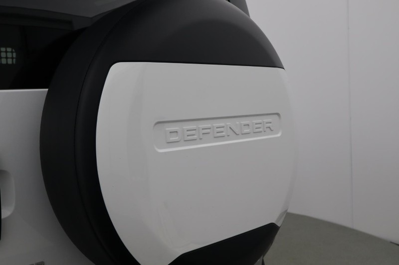2024 (24) LAND ROVER COMMERCIAL DEFENDER 3.0 D250 Hard Top Auto 5234107