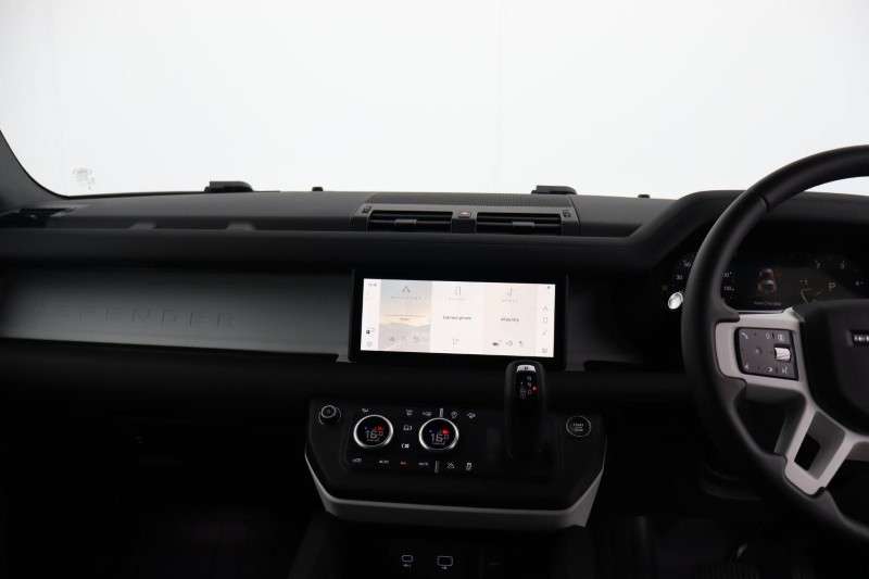 2024 (24) LAND ROVER COMMERCIAL DEFENDER 3.0 D250 Hard Top Auto 5234159