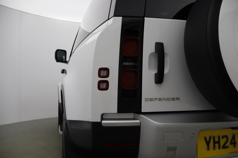 2024 (24) LAND ROVER COMMERCIAL DEFENDER 3.0 D250 Hard Top Auto 5234106