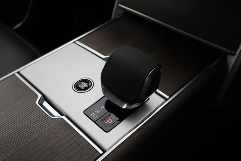 2024 (74) LAND ROVER RANGE ROVER 3.0 D350 Autobiography 4dr Auto 5187174