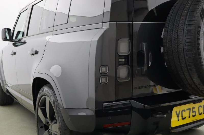 2025 (75) LAND ROVER DEFENDER 3.0 D350 X-Dynamic HSE 110 5dr Auto [7 Seat] 5200949