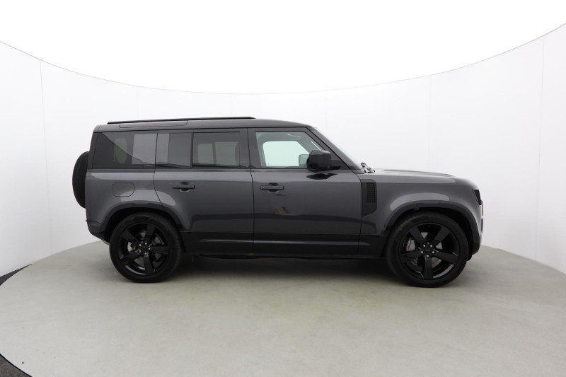 2025 (75) LAND ROVER DEFENDER 3.0 D350 X-Dynamic HSE 110 5dr Auto [7 Seat] 5200944