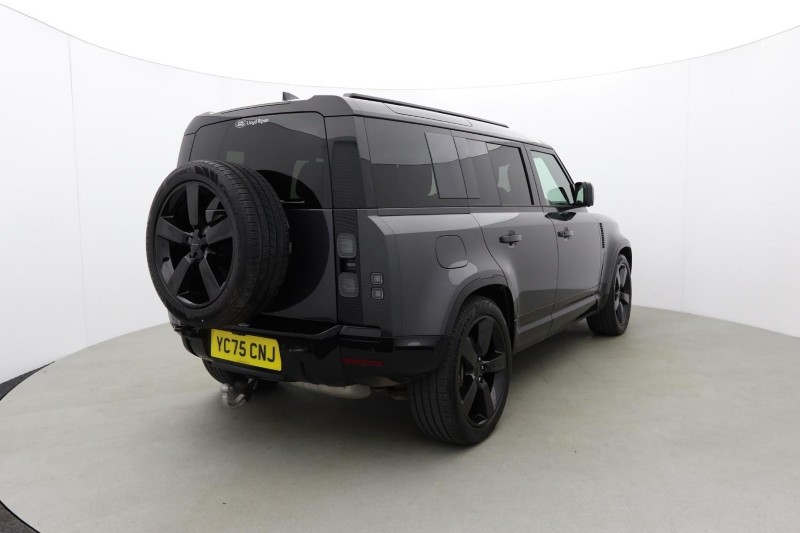 2025 (75) LAND ROVER DEFENDER 3.0 D350 X-Dynamic HSE 110 5dr Auto [7 Seat] 5200946