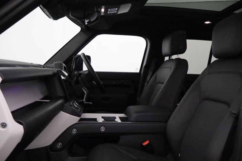 2025 (75) LAND ROVER DEFENDER 3.0 D350 X-Dynamic HSE 110 5dr Auto [7 Seat] 5200962