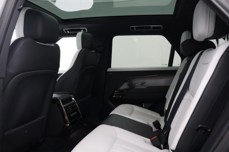 2023 (73) LAND ROVER RANGE ROVER SPORT 3.0 D300 Dynamic SE 5dr Auto 5223892