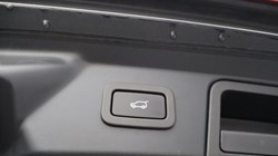 2019 (69) LAND ROVER RANGE ROVER VELAR 2.0 D240 R-Dynamic HSE 5dr Auto 5516811