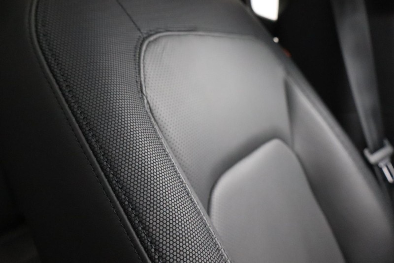 2023 (23) LAND ROVER DEFENDER 2.0 P400e X-Dynamic HSE 110 5dr Auto 5226990