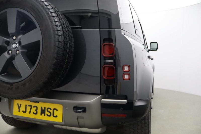 2024 (73) LAND ROVER DEFENDER 3.0 D250 X-Dynamic HSE 110 5dr Auto 5209635