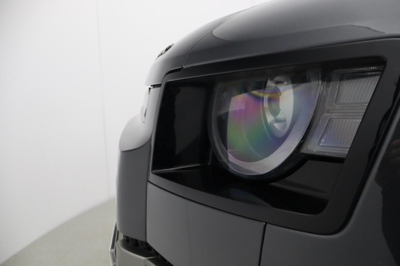 2024 (73) LAND ROVER DEFENDER 3.0 D250 X-Dynamic HSE 110 5dr Auto 5209668