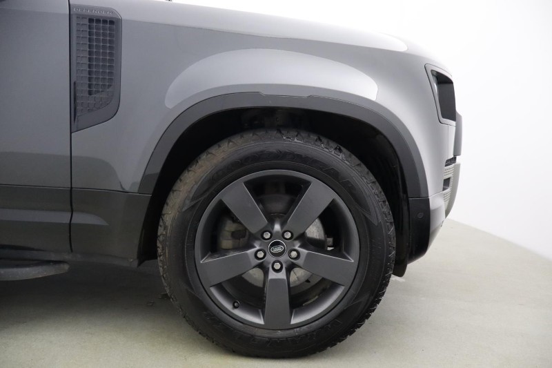 2024 (73) LAND ROVER DEFENDER 3.0 D250 X-Dynamic HSE 110 5dr Auto 5209659