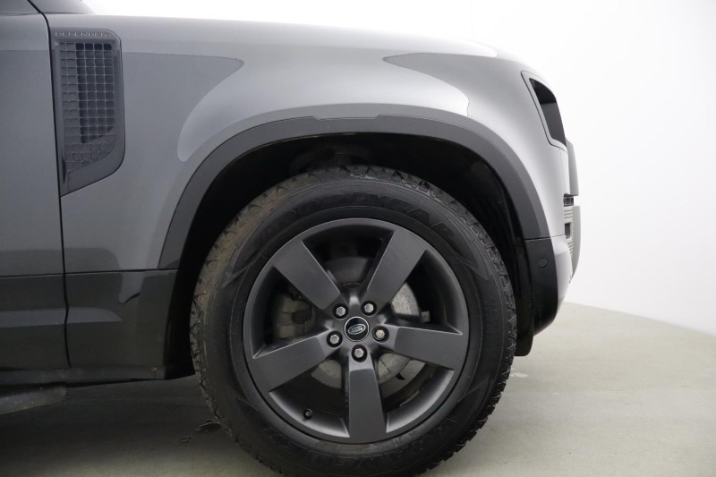 2024 (73) LAND ROVER DEFENDER 3.0 D250 X-Dynamic HSE 110 5dr Auto 5209661