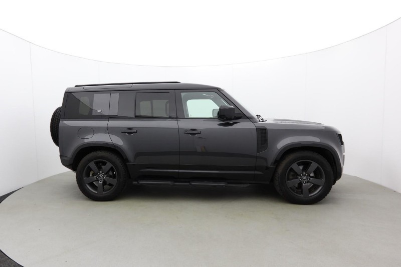 2024 (73) LAND ROVER DEFENDER 3.0 D250 X-Dynamic HSE 110 5dr Auto 5209631