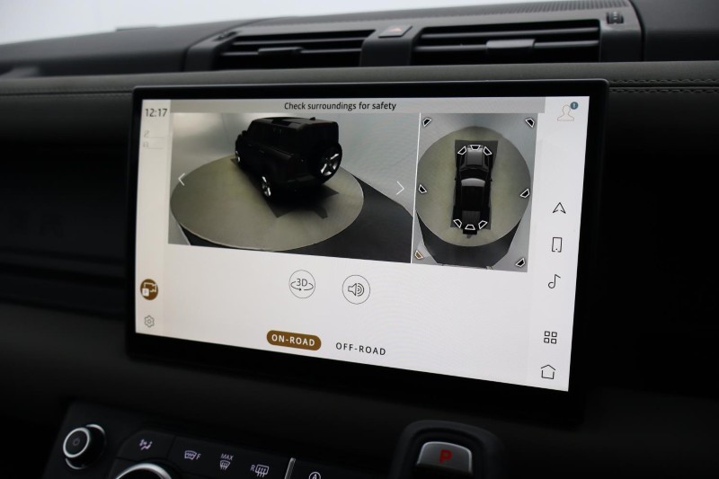 2024 (73) LAND ROVER DEFENDER 3.0 D250 X-Dynamic HSE 110 5dr Auto 5209686