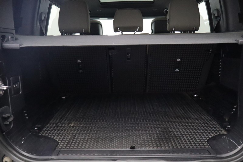 2024 (73) LAND ROVER DEFENDER 3.0 D250 X-Dynamic HSE 110 5dr Auto 5209642