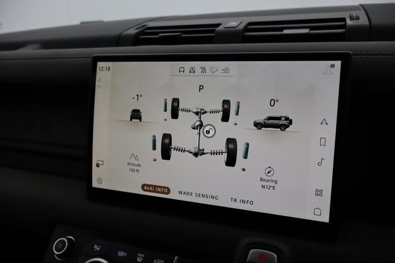 2024 (73) LAND ROVER DEFENDER 3.0 D250 X-Dynamic HSE 110 5dr Auto 5209691