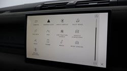 2024 (73) LAND ROVER DEFENDER 3.0 D250 X-Dynamic HSE 110 5dr Auto 5209693