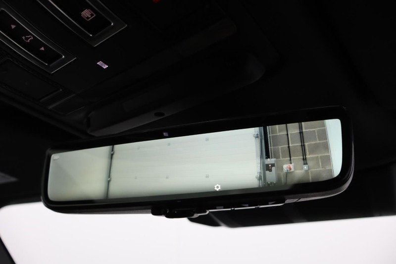 2024 (73) LAND ROVER DEFENDER 3.0 D250 X-Dynamic HSE 110 5dr Auto 5209695