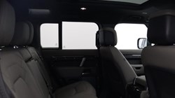 2024 (73) LAND ROVER DEFENDER 3.0 D250 X-Dynamic HSE 110 5dr Auto 5209655