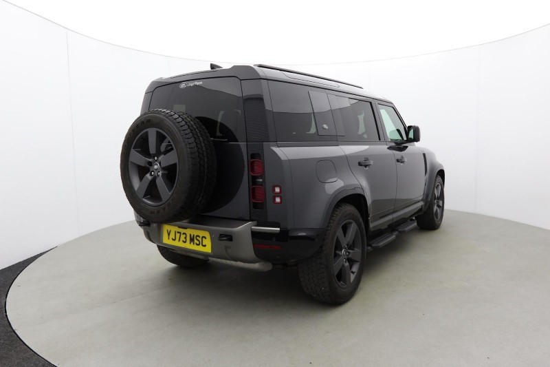 2024 (73) LAND ROVER DEFENDER 3.0 D250 X-Dynamic HSE 110 5dr Auto 5209633